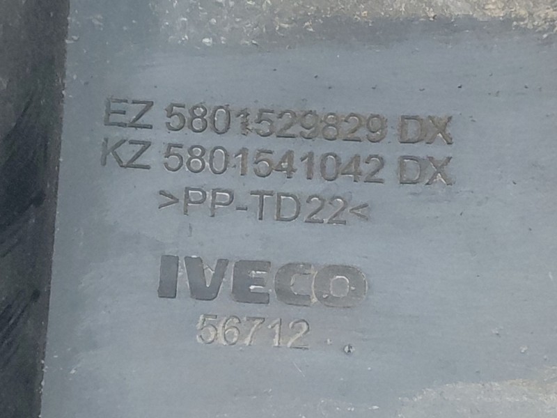 Recambio de puntera paragolpes trasera derecha para iveco daily 35s16 35-160 referencia OEM IAM   
