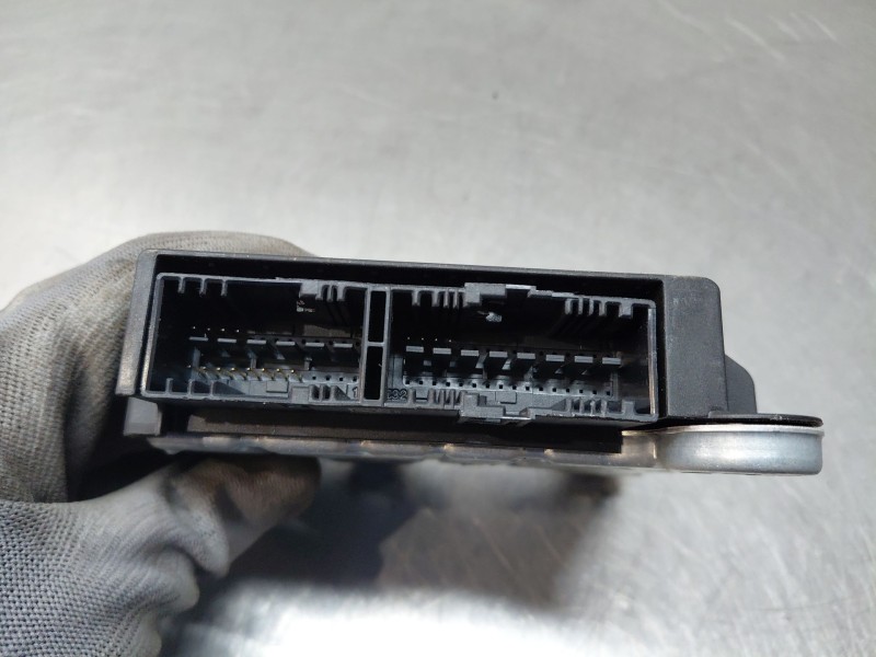 Recambio de centralita airbag para iveco daily 35s16 35-160 referencia OEM IAM   