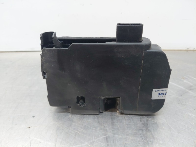 Recambio de cerradura puerta lateral derecha para iveco daily 35s16 35-160 referencia OEM IAM   