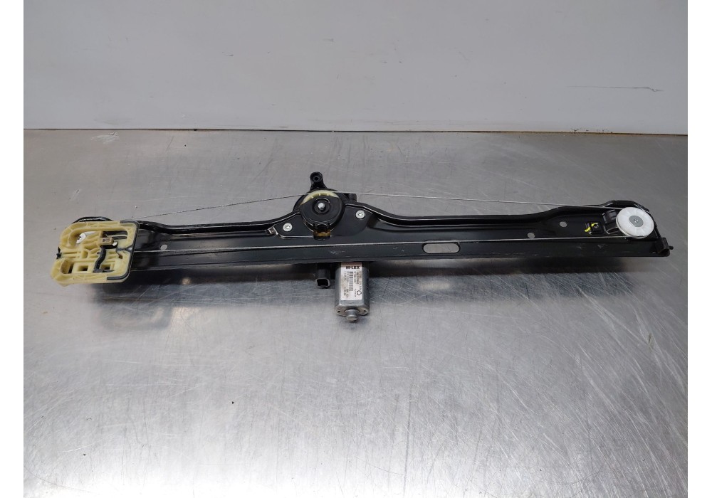 Recambio de elevalunas delantero izquierdo para iveco daily 35s16 35-160 referencia OEM IAM   