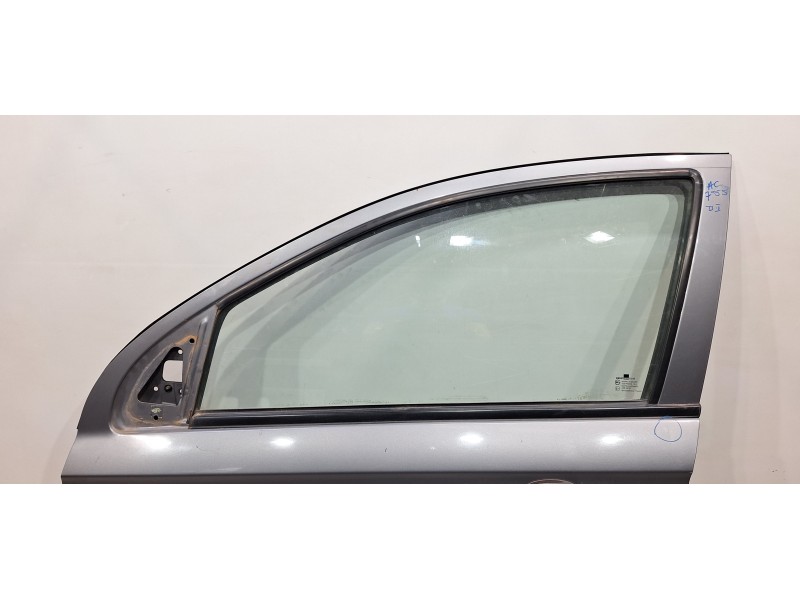 Recambio de puerta delantera izquierda para chevrolet aveo lt referencia OEM IAM 96648795  