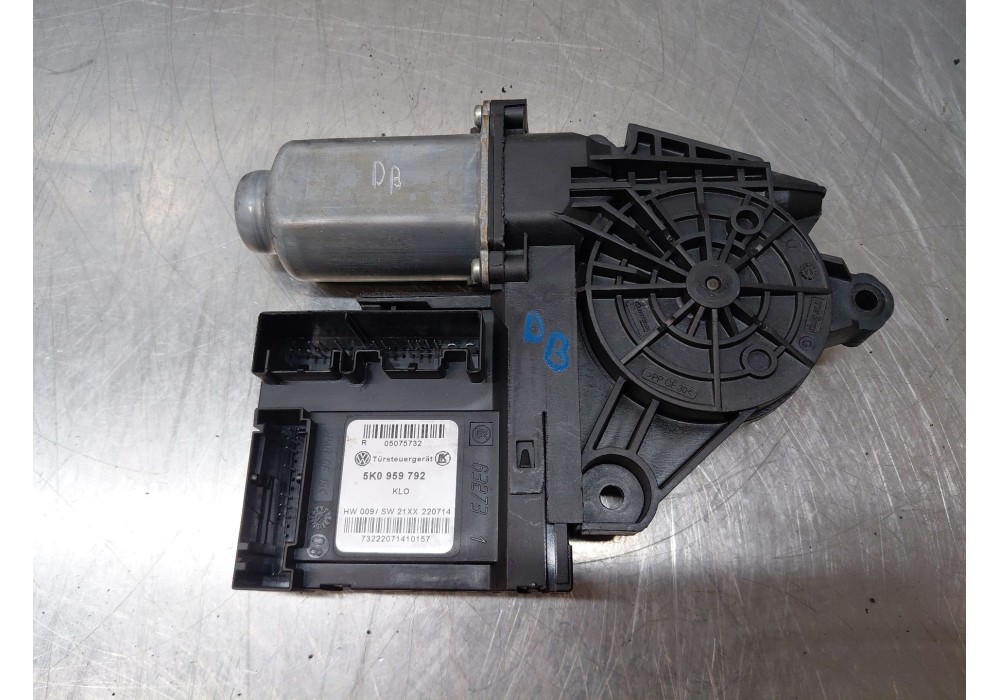 Recambio de elevalunas delantero derecho para volkswagen caddy ka/kb (2c) monospace referencia OEM IAM   
