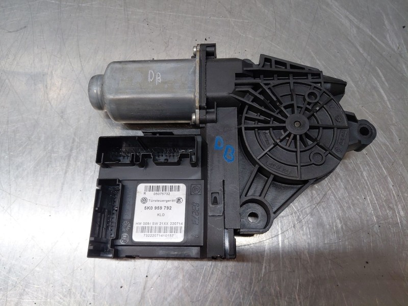 Recambio de elevalunas delantero derecho para volkswagen caddy ka/kb (2c) monospace referencia OEM IAM   