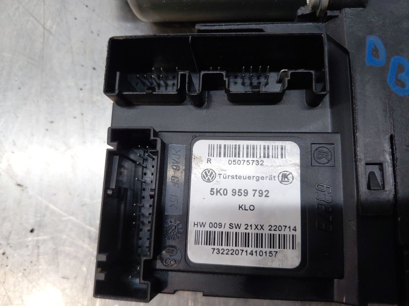 Recambio de elevalunas delantero derecho para volkswagen caddy ka/kb (2c) monospace referencia OEM IAM   