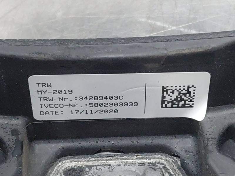 Recambio de volante para iveco daily 35s16 35-160 referencia OEM IAM   