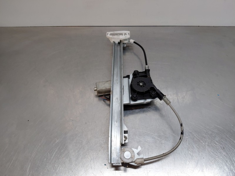 Recambio de elevalunas trasero derecho para bmw 3 (e90) 320 d referencia OEM IAM 51357140590  