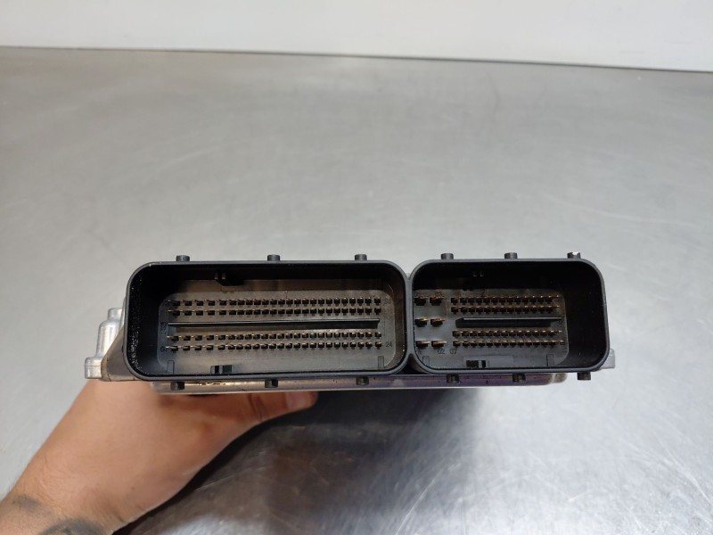 Recambio de centralita motor uce para bmw 3 (e90) 320 d referencia OEM IAM 0281013501 7803373 