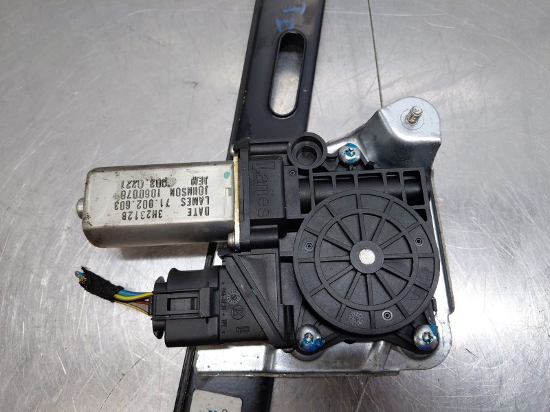 Recambio de elevalunas trasero izquierdo para bmw 3 (e90) 320 d referencia OEM IAM 51357140589  