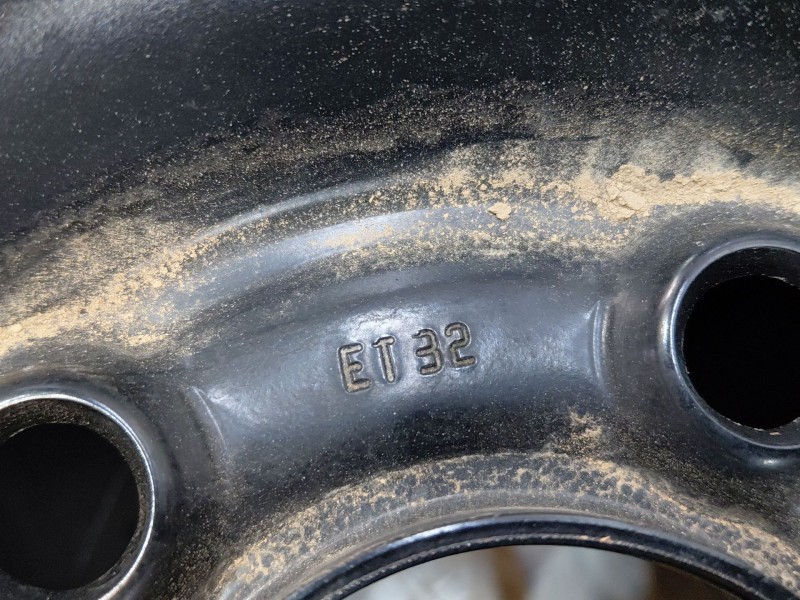 Recambio de neumatico repuesto para peugeot 508 active referencia OEM IAM 9804408780  