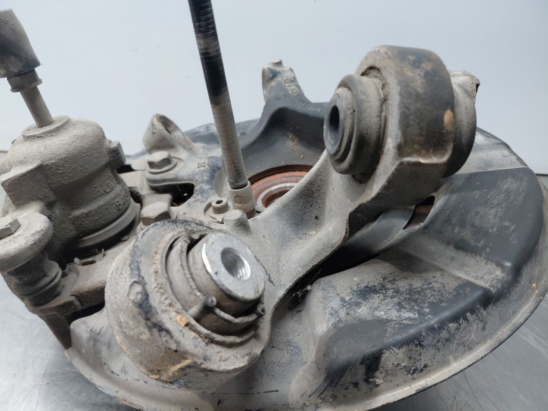 Recambio de mangueta trasera derecha para bmw 3 (e90) 318 d referencia OEM IAM 33326774810  