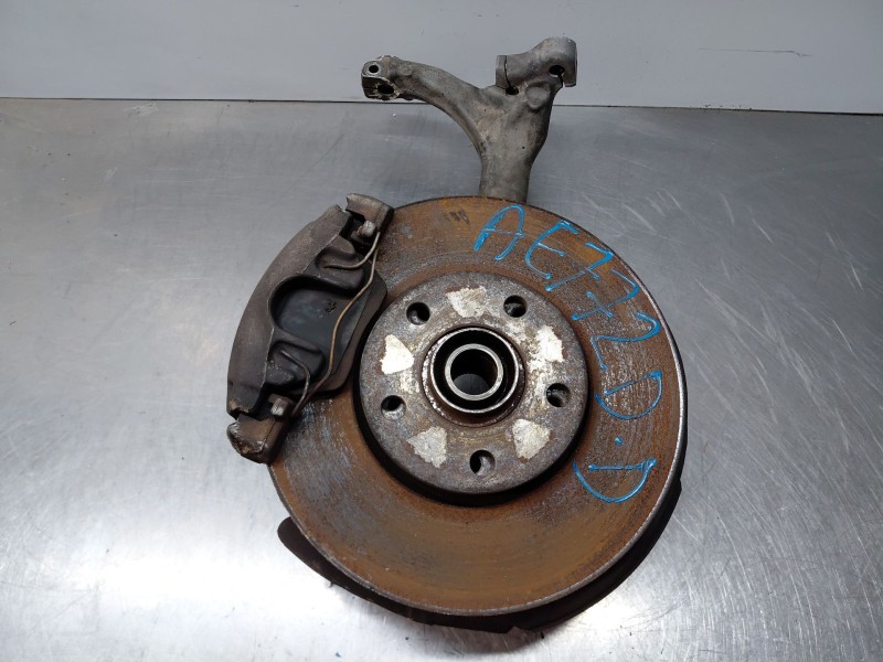Recambio de mangueta delantera derecha para audi a4 b7 (8ec) 2.0 tfsi quattro referencia OEM IAM 8E0407254E  