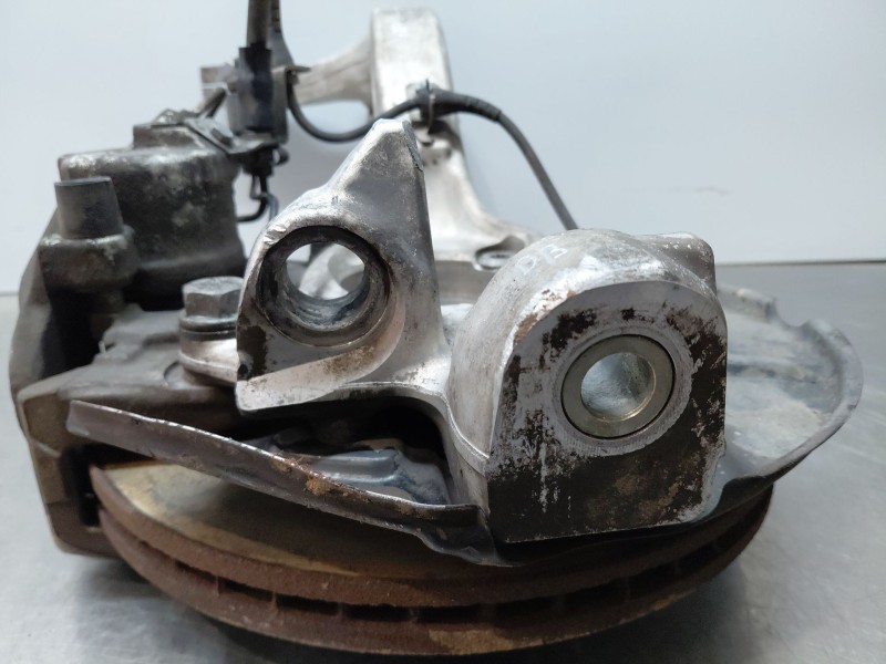 Recambio de mangueta delantera izquierda para audi a4 b7 (8ec) 2.0 tfsi quattro referencia OEM IAM 8E0407253E  
