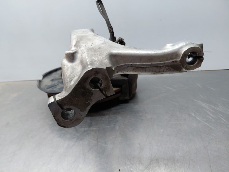 Recambio de mangueta delantera izquierda para audi a4 b7 (8ec) 2.0 tfsi quattro referencia OEM IAM 8E0407253E  