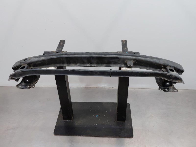 Recambio de refuerzo paragolpes delantero para volkswagen caddy ka/kb (2c) monospace referencia OEM IAM 1T0807109D  