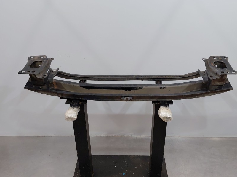 Recambio de refuerzo paragolpes delantero para volkswagen caddy ka/kb (2c) monospace referencia OEM IAM 1T0807109D  