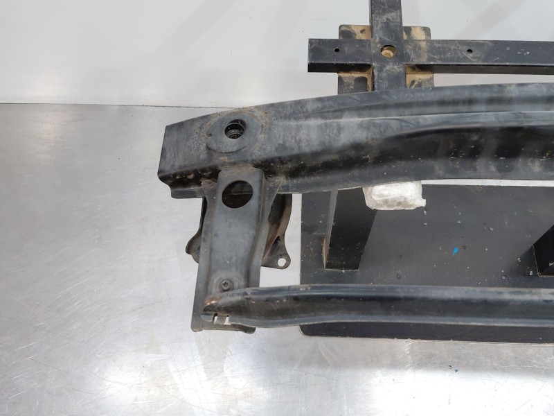 Recambio de refuerzo paragolpes delantero para volkswagen caddy ka/kb (2c) monospace referencia OEM IAM 1T0807109D  