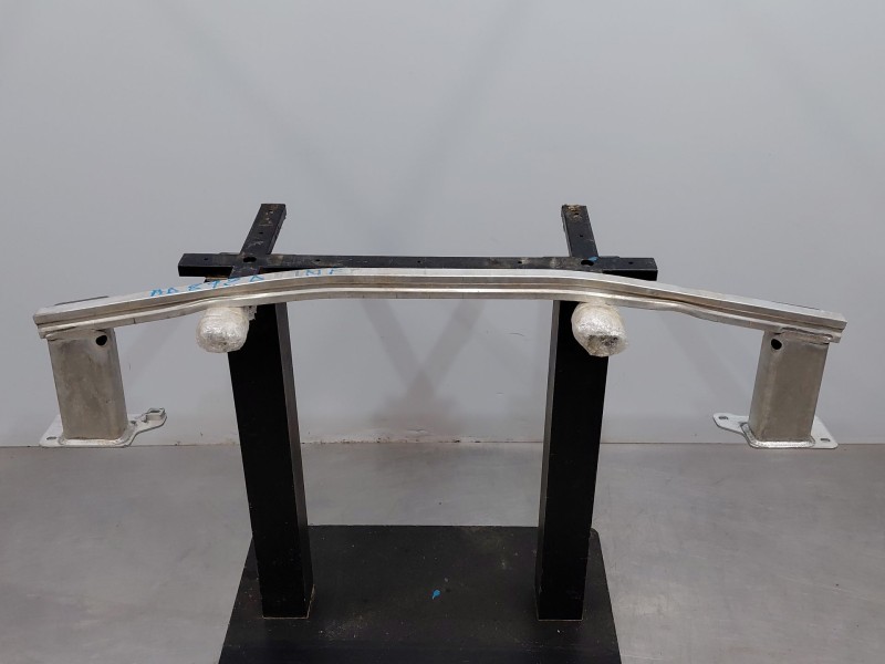 Recambio de travesaño inferior delantero para peugeot 508 active referencia OEM IAM 9822535580  