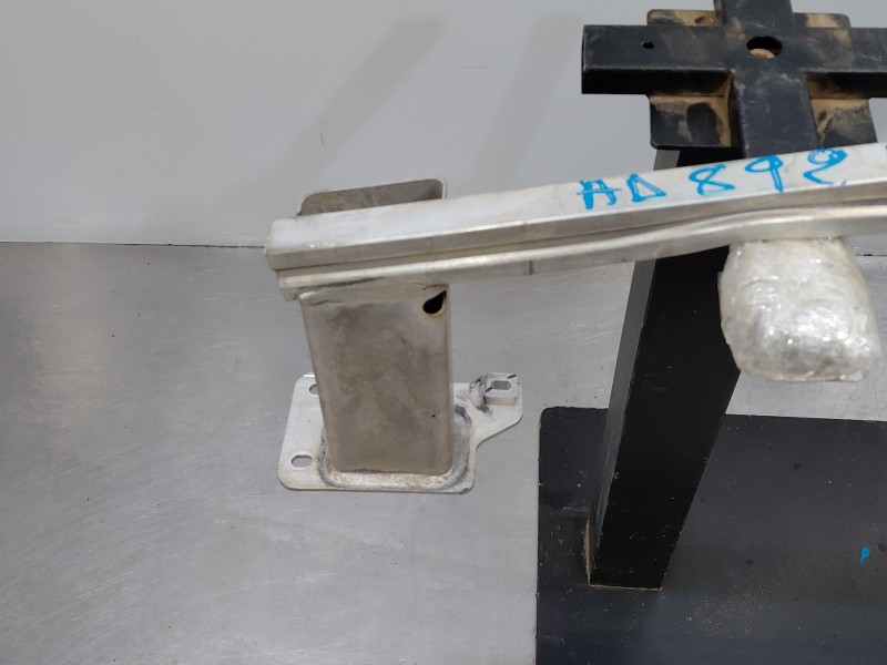 Recambio de travesaño inferior delantero para peugeot 508 active referencia OEM IAM 9822535580  
