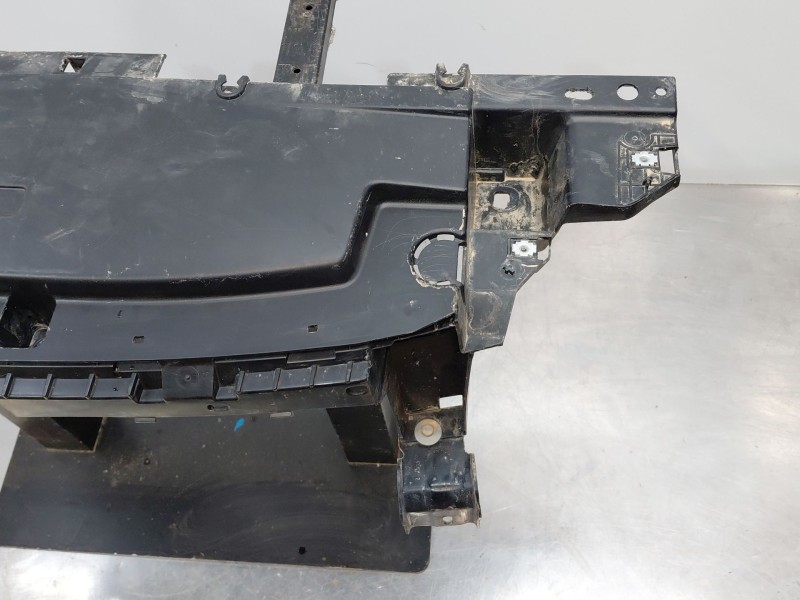 Recambio de travesaño superior para peugeot 508 active referencia OEM IAM 9813564380  