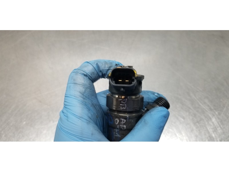 Recambio de inyector para renault espace v icon referencia OEM IAM 0445110569  