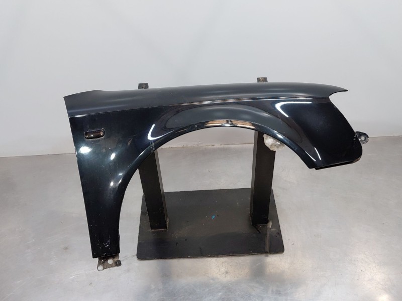 Recambio de aleta delantera derecha para audi a4 b7 (8ec) 2.0 tfsi quattro referencia OEM IAM 8E0821106F  