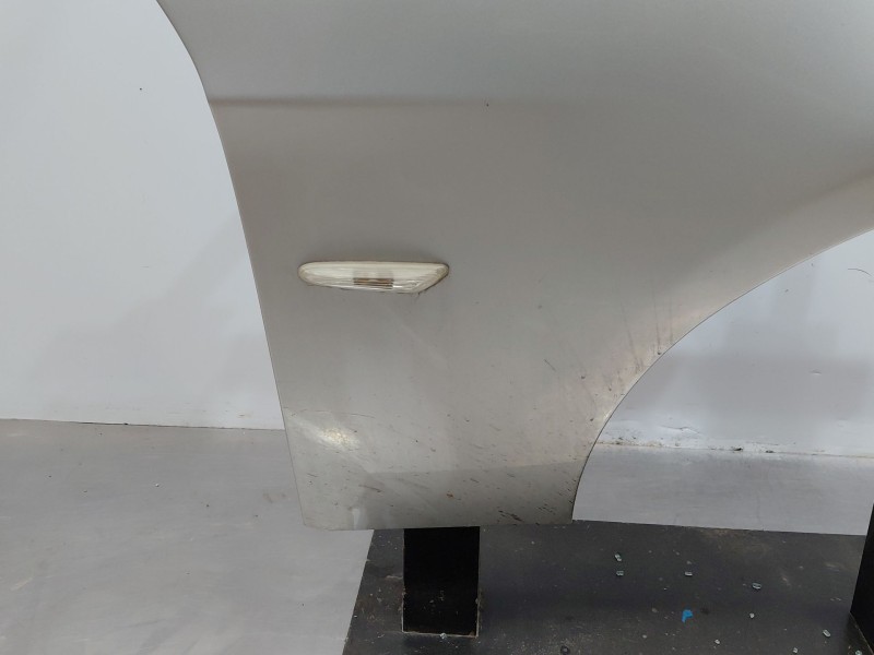 Recambio de aleta delantera derecha para bmw 3 (e90) 320 d referencia OEM IAM 41355A55AF4  