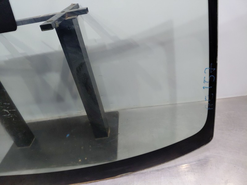 Recambio de parabrisas para iveco daily 35s16 35-160 referencia OEM IAM 5802334085  