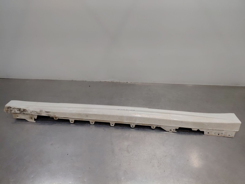 Recambio de faldon lateral para bmw serie 4 coupe (f32) 428i referencia OEM IAM   