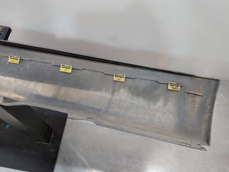 Recambio de faldon lateral para bmw 3 (e90) 320 d referencia OEM IAM 51777164796  