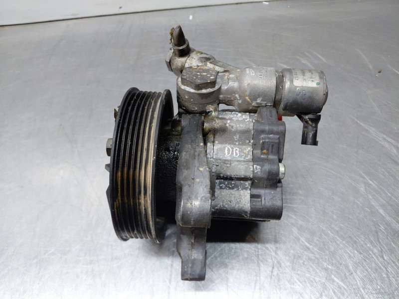Recambio de bomba direccion para bmw serie 3 cabrio (e93) essence referencia OEM IAM   