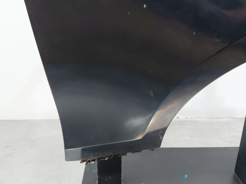 Recambio de aleta delantera derecha para bmw 1 (e87) 118 d referencia OEM IAM   