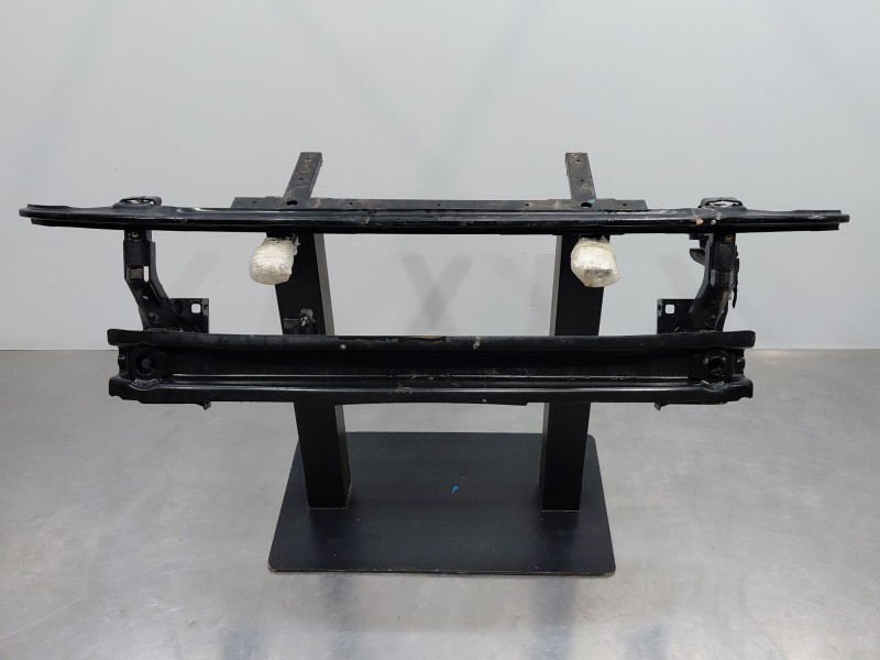 Recambio de refuerzo paragolpes delantero para volkswagen golf viii lim. (cd1) bluemotion referencia OEM IAM   