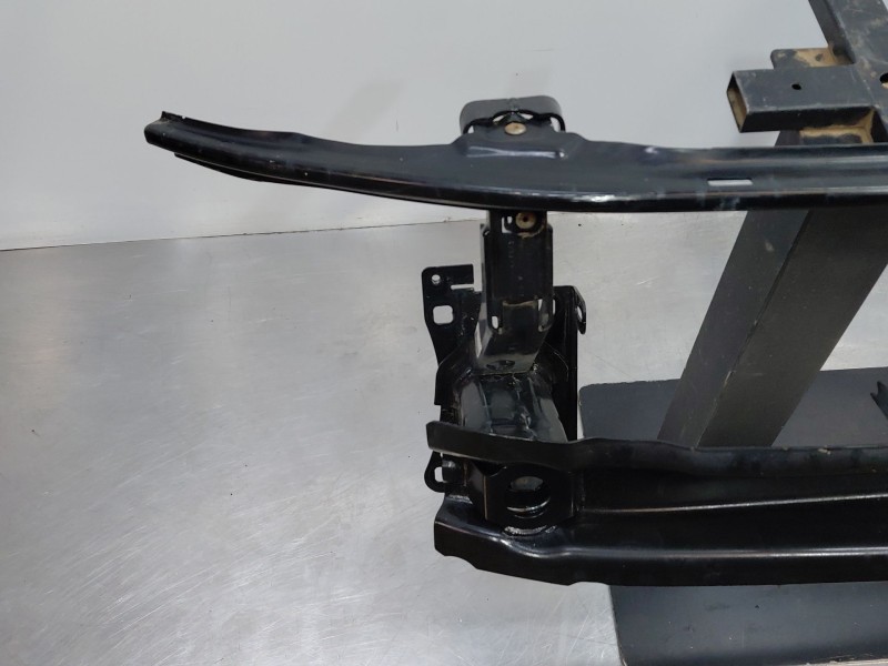 Recambio de refuerzo paragolpes delantero para volkswagen golf viii lim. (cd1) bluemotion referencia OEM IAM   