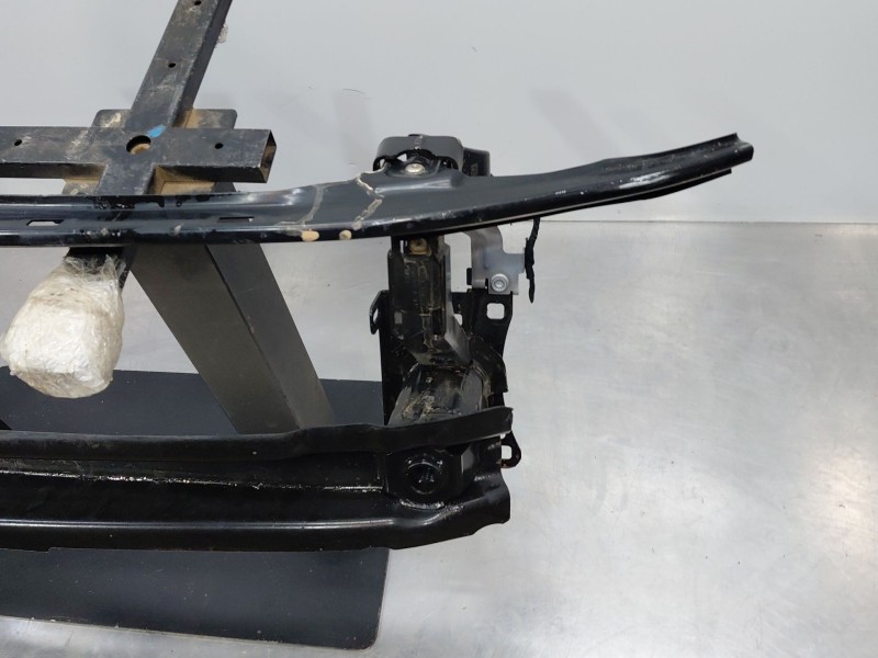 Recambio de refuerzo paragolpes delantero para volkswagen golf viii lim. (cd1) bluemotion referencia OEM IAM   