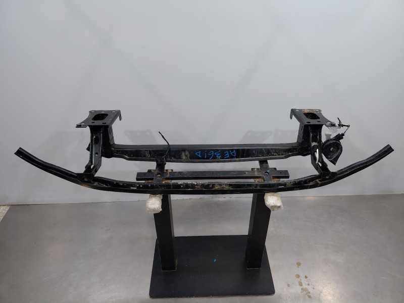 Recambio de refuerzo paragolpes delantero para volkswagen golf viii lim. (cd1) bluemotion referencia OEM IAM   