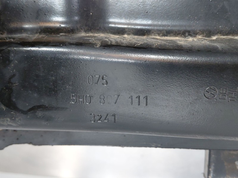 Recambio de refuerzo paragolpes delantero para volkswagen golf viii lim. (cd1) bluemotion referencia OEM IAM   