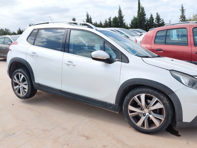 peugeot 2008 i (cu_) del año 2017
