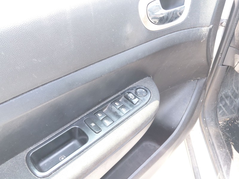 peugeot 307 (3a/c) del año 2006