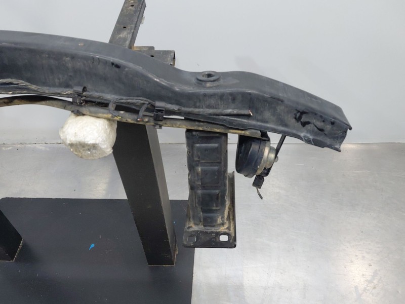 Recambio de refuerzo paragolpes delantero para bmw serie 3 cabrio (e93) essence referencia OEM IAM 51117267671  