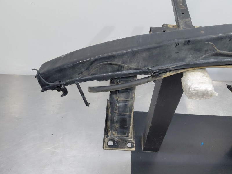 Recambio de refuerzo paragolpes delantero para bmw serie 3 cabrio (e93) essence referencia OEM IAM 51117267671  
