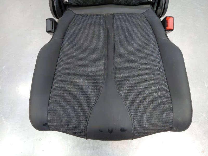 Recambio de asiento trasero medio para peugeot 5008 allure referencia OEM IAM   
