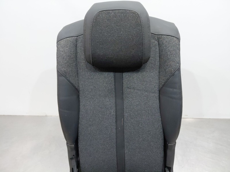 Recambio de asiento trasero medio para peugeot 5008 allure referencia OEM IAM   