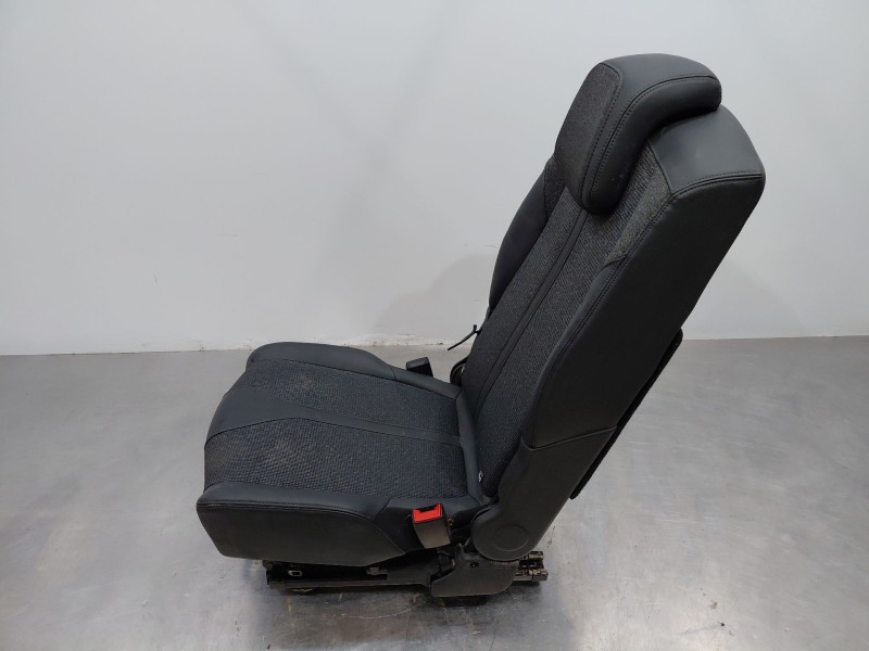 Recambio de asiento trasero medio para peugeot 5008 allure referencia OEM IAM   