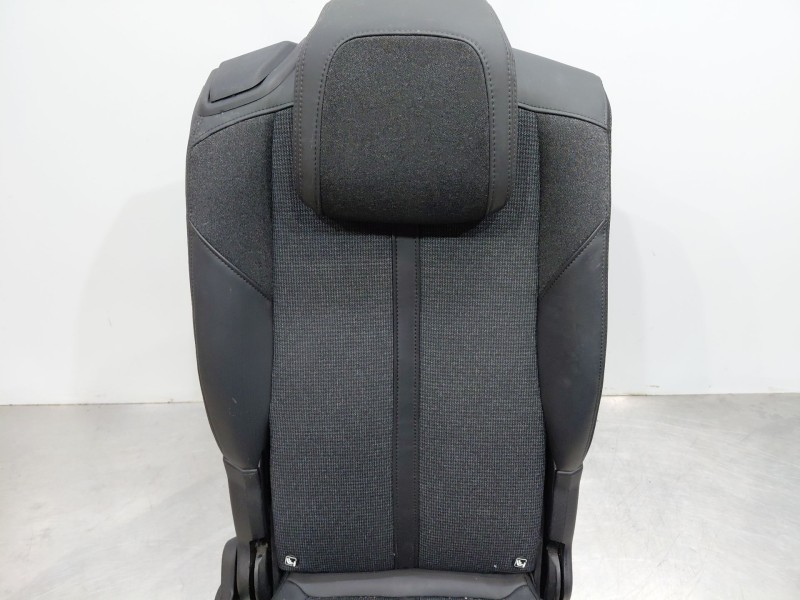 Recambio de asientos trasero derecho para peugeot 5008 allure referencia OEM IAM   