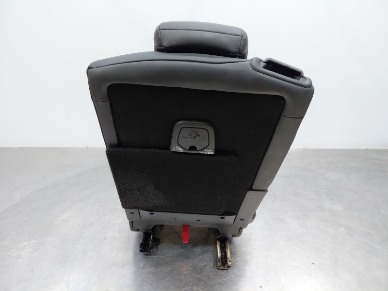 Recambio de asientos trasero derecho para peugeot 5008 allure referencia OEM IAM   
