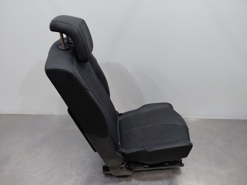 Recambio de asientos trasero izquierdo para peugeot 5008 allure referencia OEM IAM   