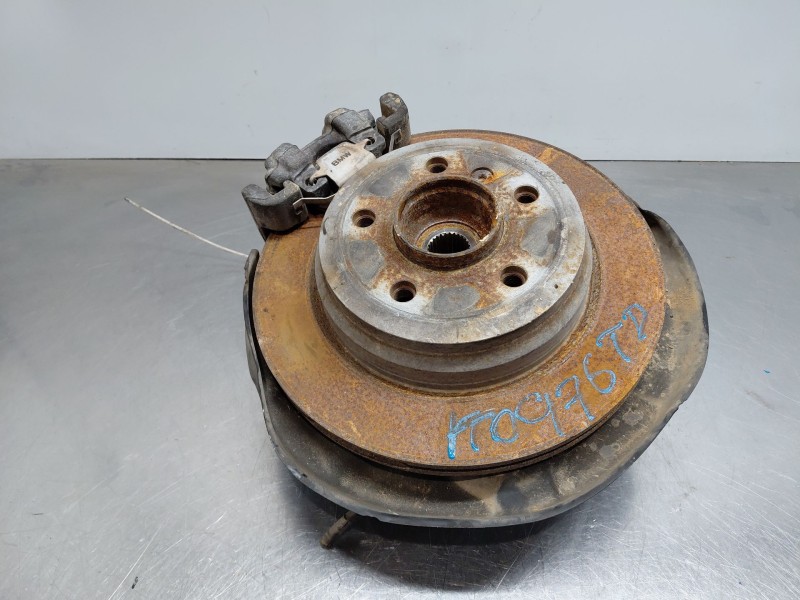 Recambio de mangueta trasera derecha para bmw serie 4 coupe (f32) 428i referencia OEM IAM 33326797508  