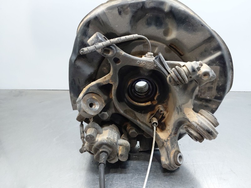 Recambio de mangueta trasera derecha para bmw serie 4 coupe (f32) 428i referencia OEM IAM 33326797508  