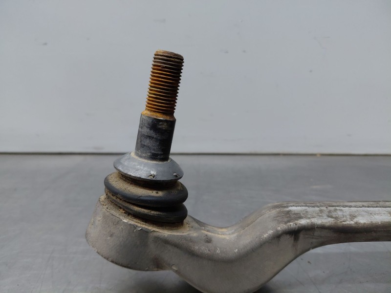 Recambio de brazo suspension inferior delantero derecho para bmw serie 3 cabrio (e93) essence referencia OEM IAM 31122405860  