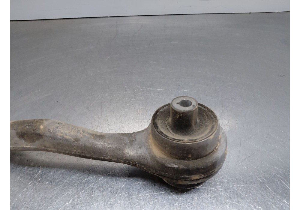 Recambio de brazo suspension inferior delantero izquierdo para bmw serie 4 coupe (f32) 428i referencia OEM IAM 31126855741  